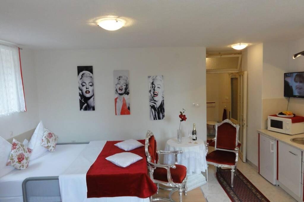 Croatia Zadar Borik Paar Apartment Studio garden view Number 1 Buitenkant foto