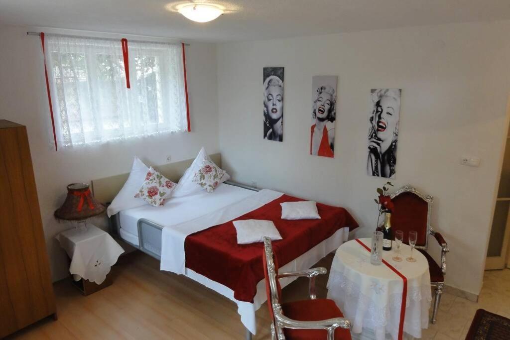 Croatia Zadar Borik Paar Apartment Studio garden view Number 1 Buitenkant foto